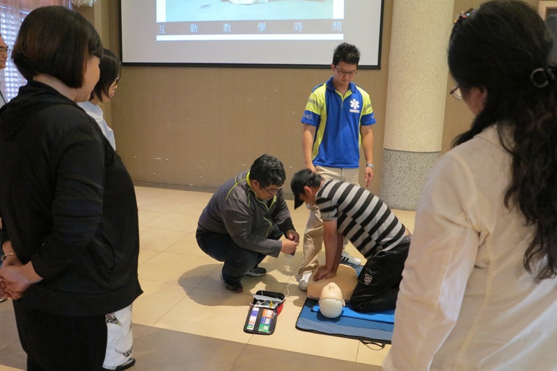 課程: CPR+AED實務演練
主講人:吳政男講師

